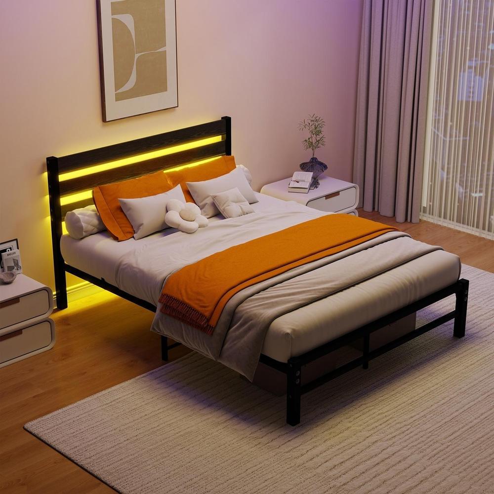 Cama de metal 140x200cm com LED e usb, estrado de ripas, preta