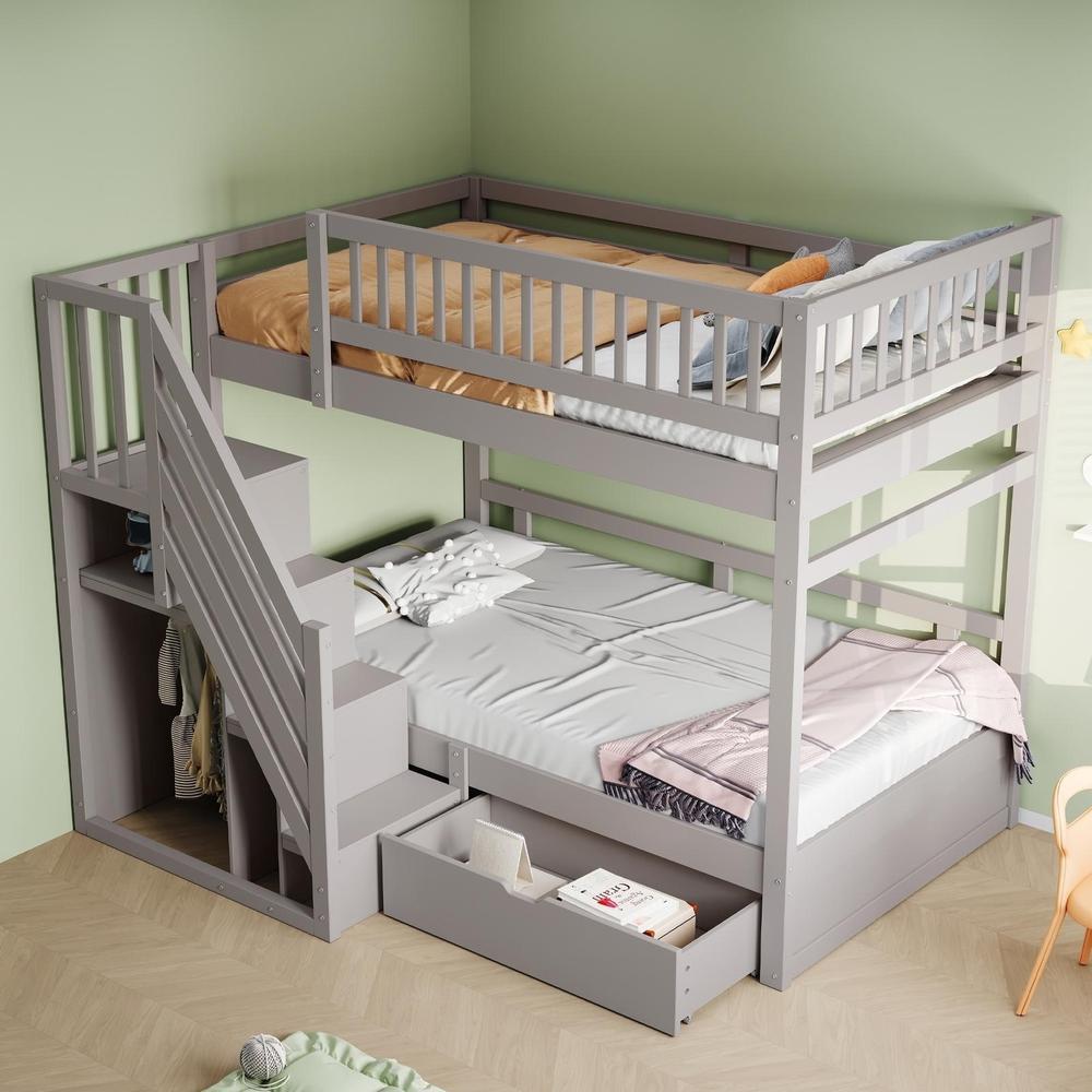 Beliche infantil 90x200cm em madeira com escada e gavetas