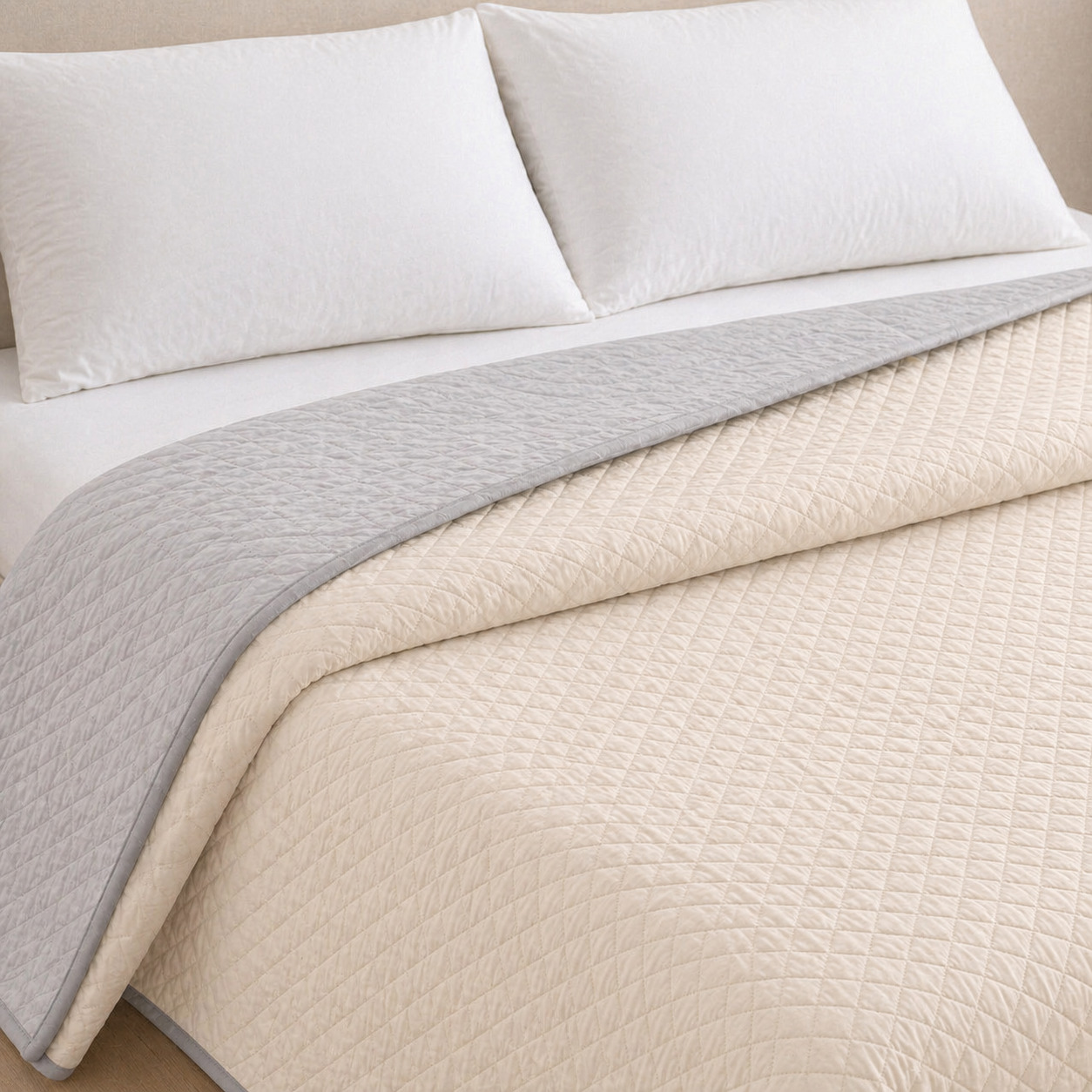 Colcha reversível bicolor bege/linho cama 180cm donegal collections