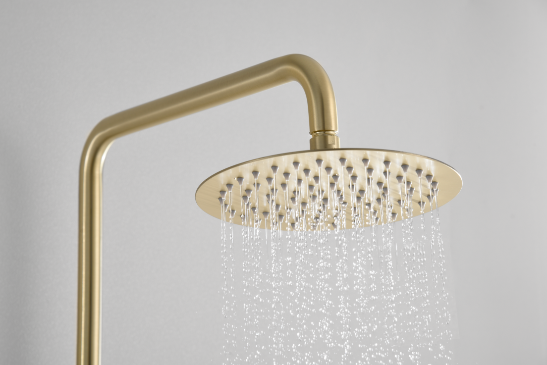 Chuveiro redondo padrão em aço inoxidável dourado escovado
