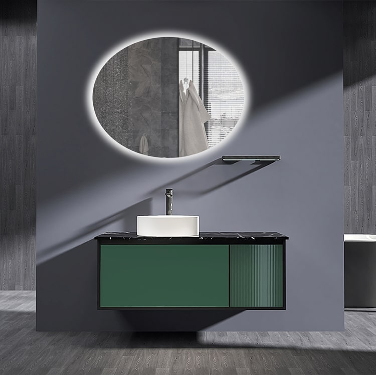 Espelho com luz LED oval, retroiluminado com luz fria 80 x 100cm