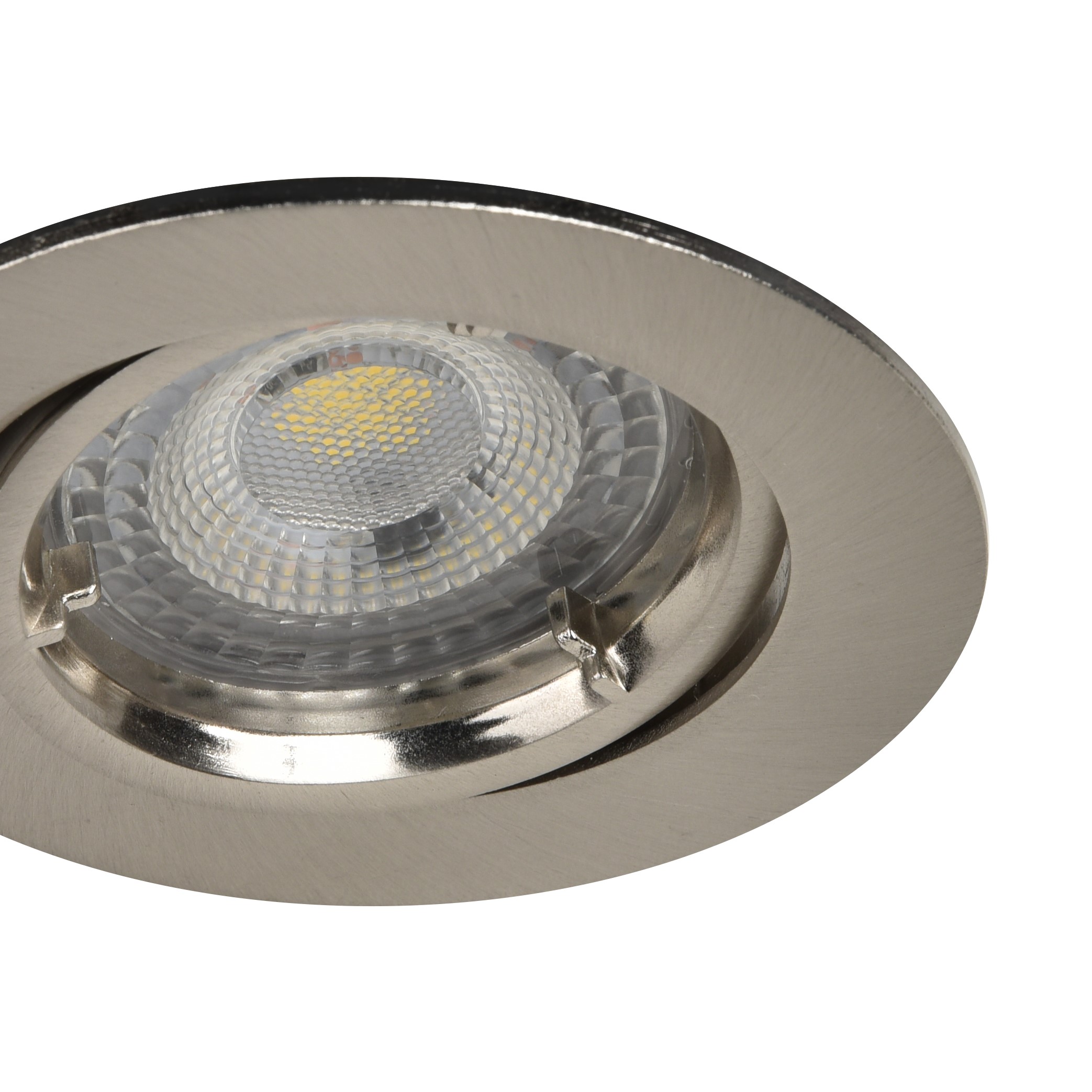 Downlight embutido led cromado orientável Cooke & Lewis