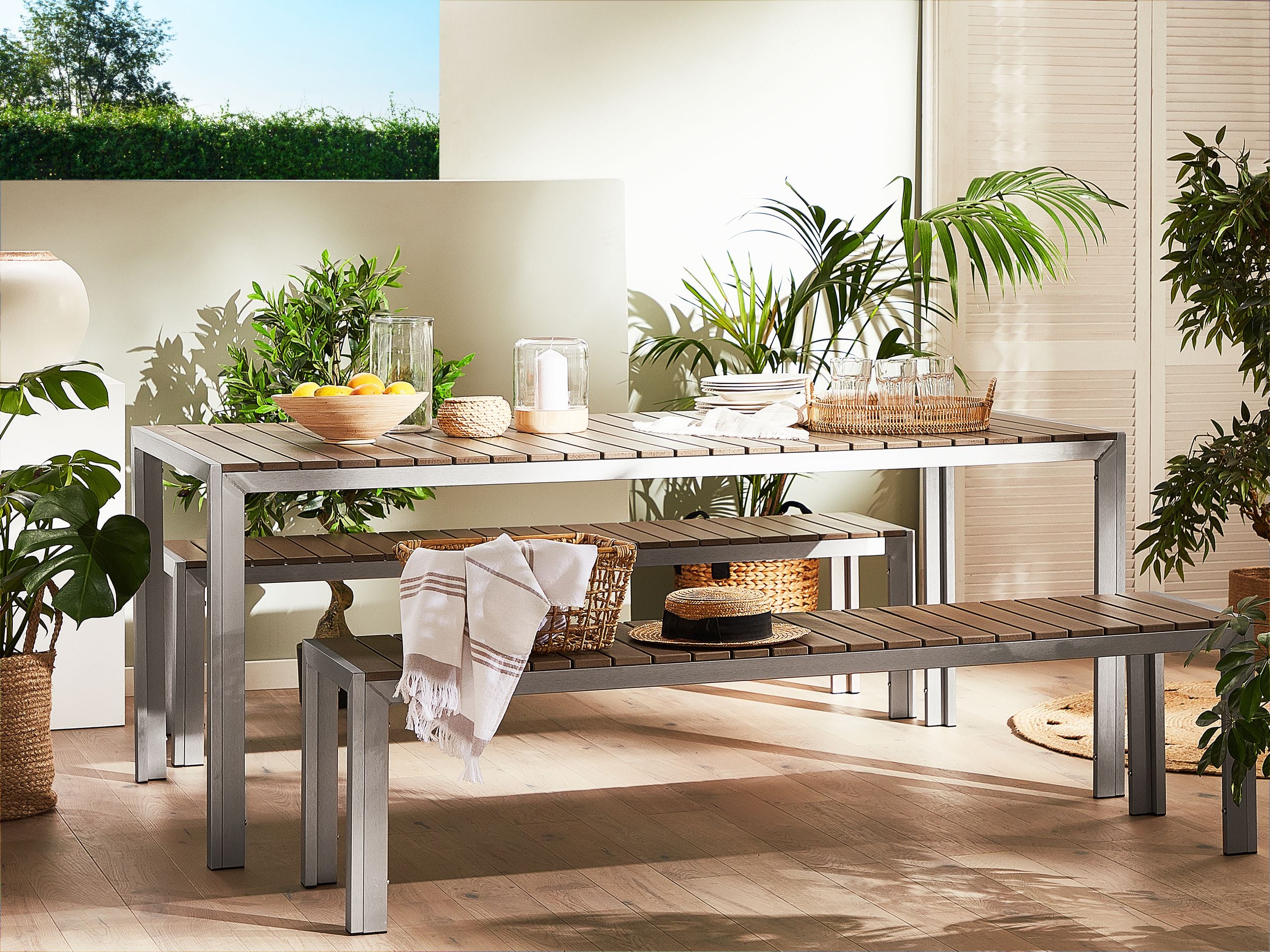 Conjunto de refeição de jardim com bancos 6 lugares nardo castanho