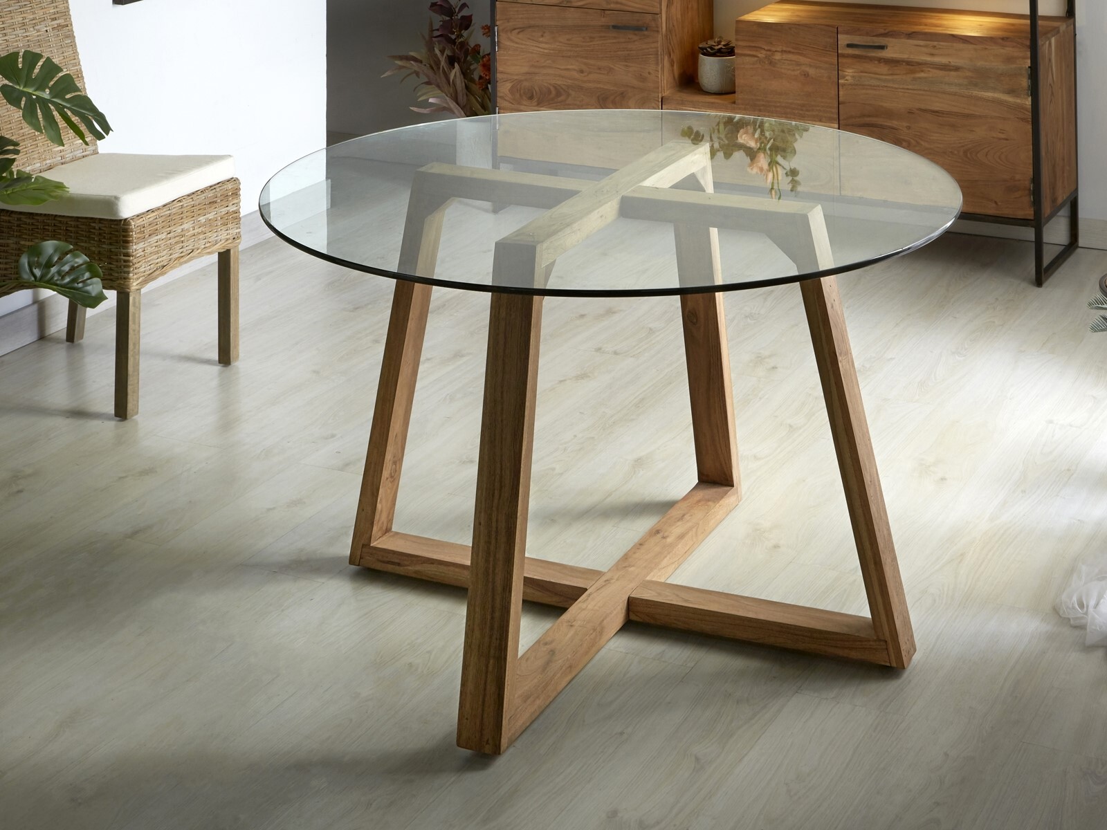 Mesa de jantar scarpa em acácia/cristal, 130x130x76cm