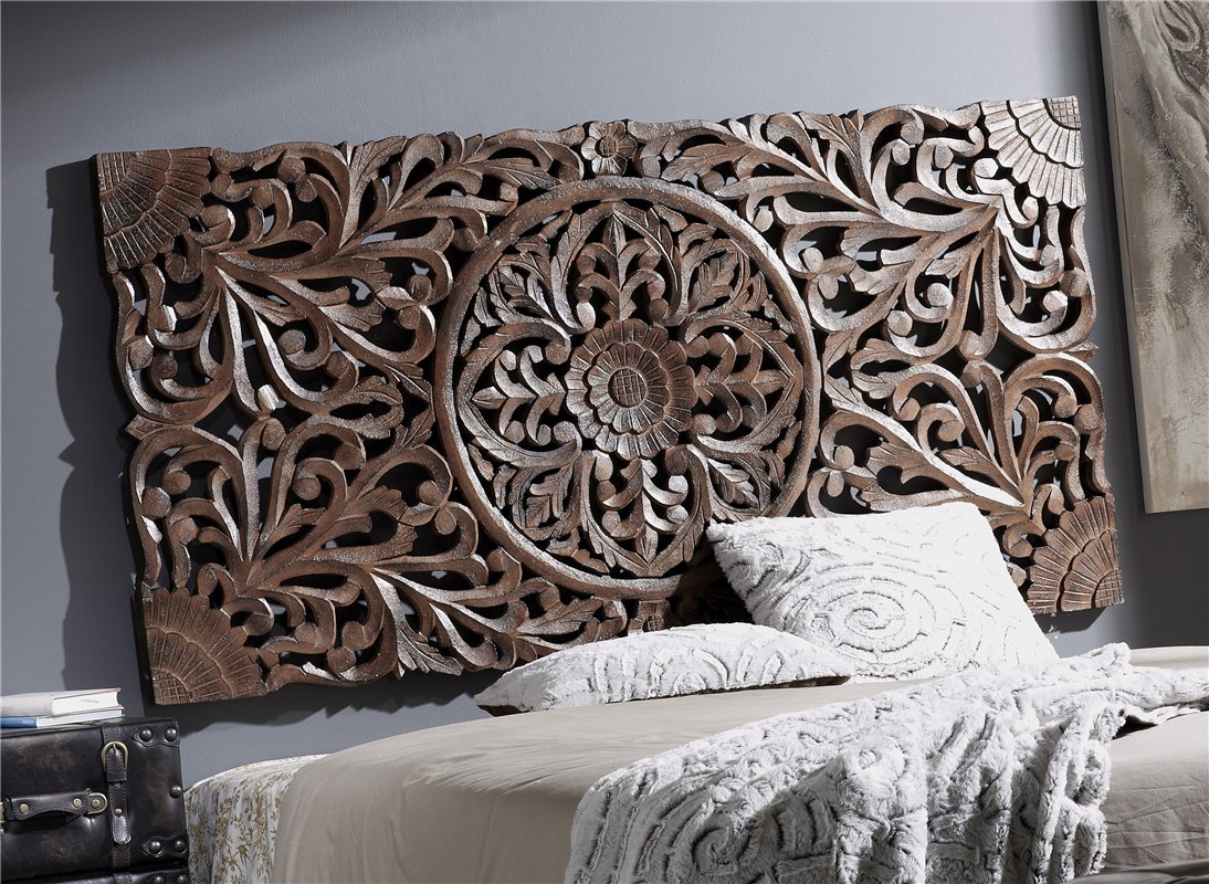 Cabeceira/painel de madeira entalhada marrom, 160x80 cm. 160x80x5 cm