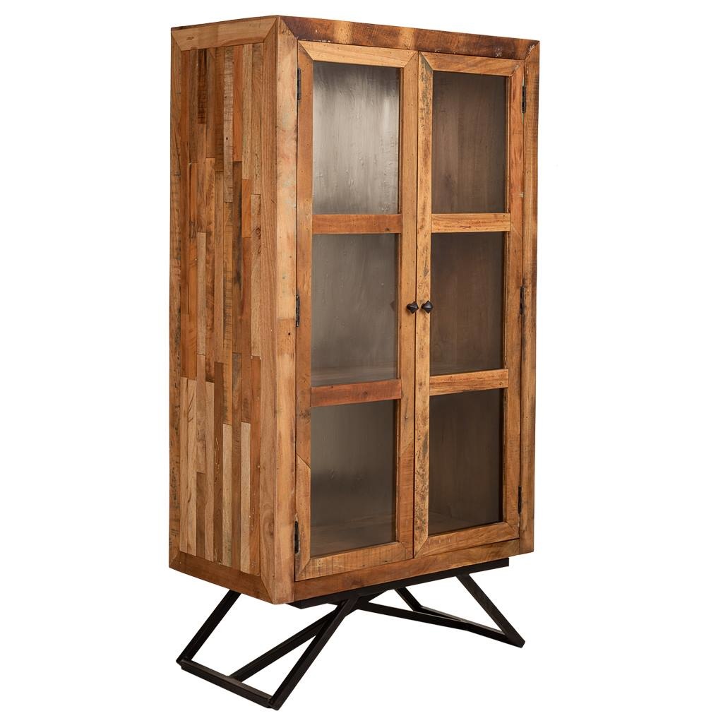 Vitrina artesanal em madeira e metal 90x47x175