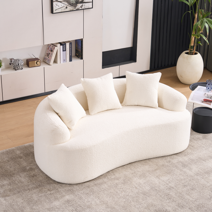 Sofá 2 lugares curvo chenille branco com assento profundo e almofadas