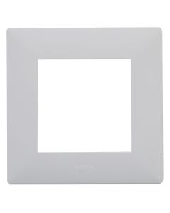 Marco 1 elemento branco Legrand Niloe Step