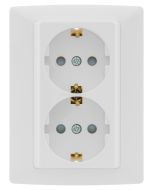 Tomada 2P+T com aparelho duplo com espelho branco
