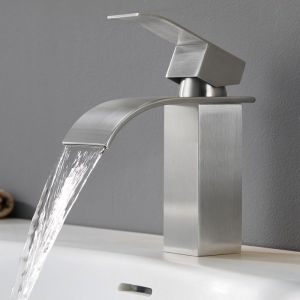 Torneira de lavatório cascata - inox escovado