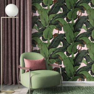 Papel de parede rosa com folhas de banana