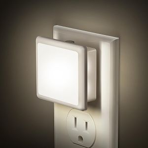 Luz noturna LED com sensor branco frio