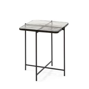 Mesa lateral rústica de vidro, 46x36x51 cm, metal preto.