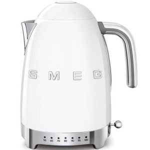 Chaleira smeg estilo anos 50 klf04wheu 1,7 litros 2400 watt branco
