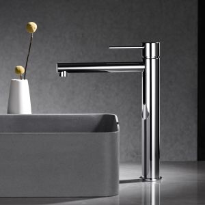 Torneira monocomando alta para lavabo cromada em latão e zamac
