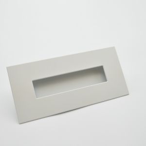Puxador retangular para mobiliário em zamac 155x73 mm branco mate