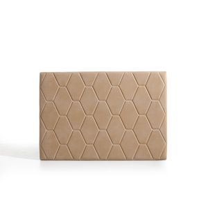 Cabeceira ágata para cama de 135 de tela camel 154x115x8. Matris