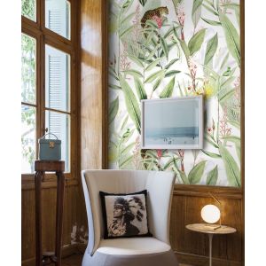 Papel de parede elegante verde e branco selva tropical