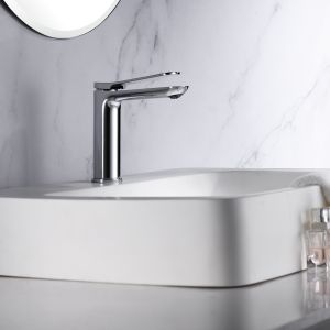 Torneira monocomando para lavabo cromada em latão e zama com cartucho cerâm