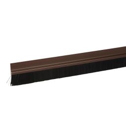 CALAFETAGEM ADESIVA PVC SOB PORTA COM ESCOVA CASTANHO 25 mm x 1 m