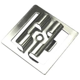 Clips e parafusos para composite