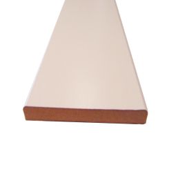 Moldura branca 225 x 7 x 0,9 cm